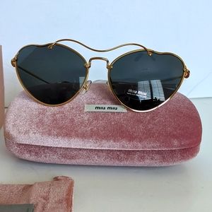 MIU MIU Retro Butterfly Heart Sunglasses Scenique Gold Wire Frame Y2K